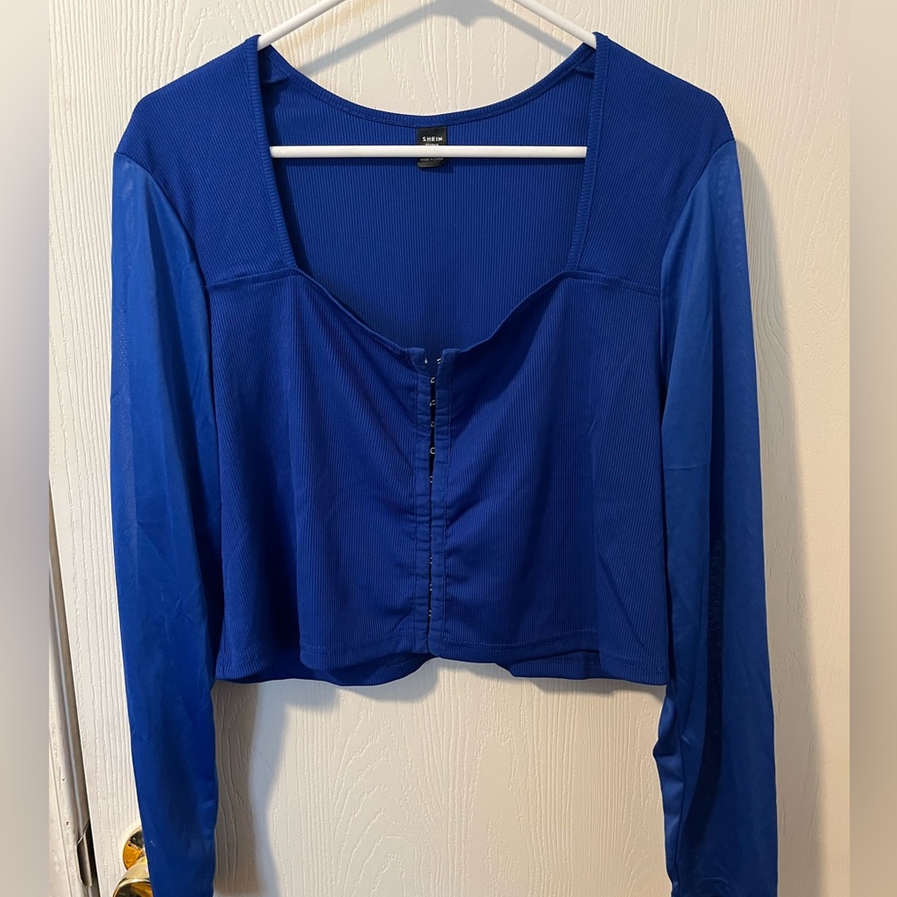🪆5/$25🪆SHEIN Curve 4XL Royal blue half shirt